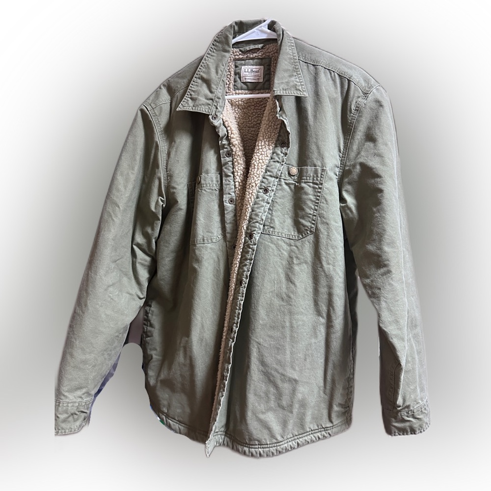 Men’s LL Bean Sherpa Jacket Large